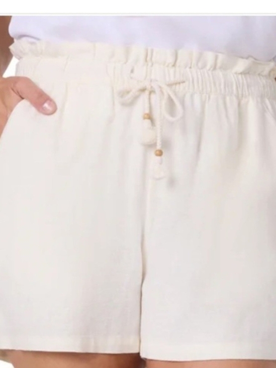 Hang Ten Pants - Nwt Hang Ten Cream Drawstring Paperbag Waist Shorts